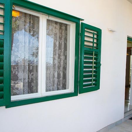 Apartment Nola Podgora Kamer foto