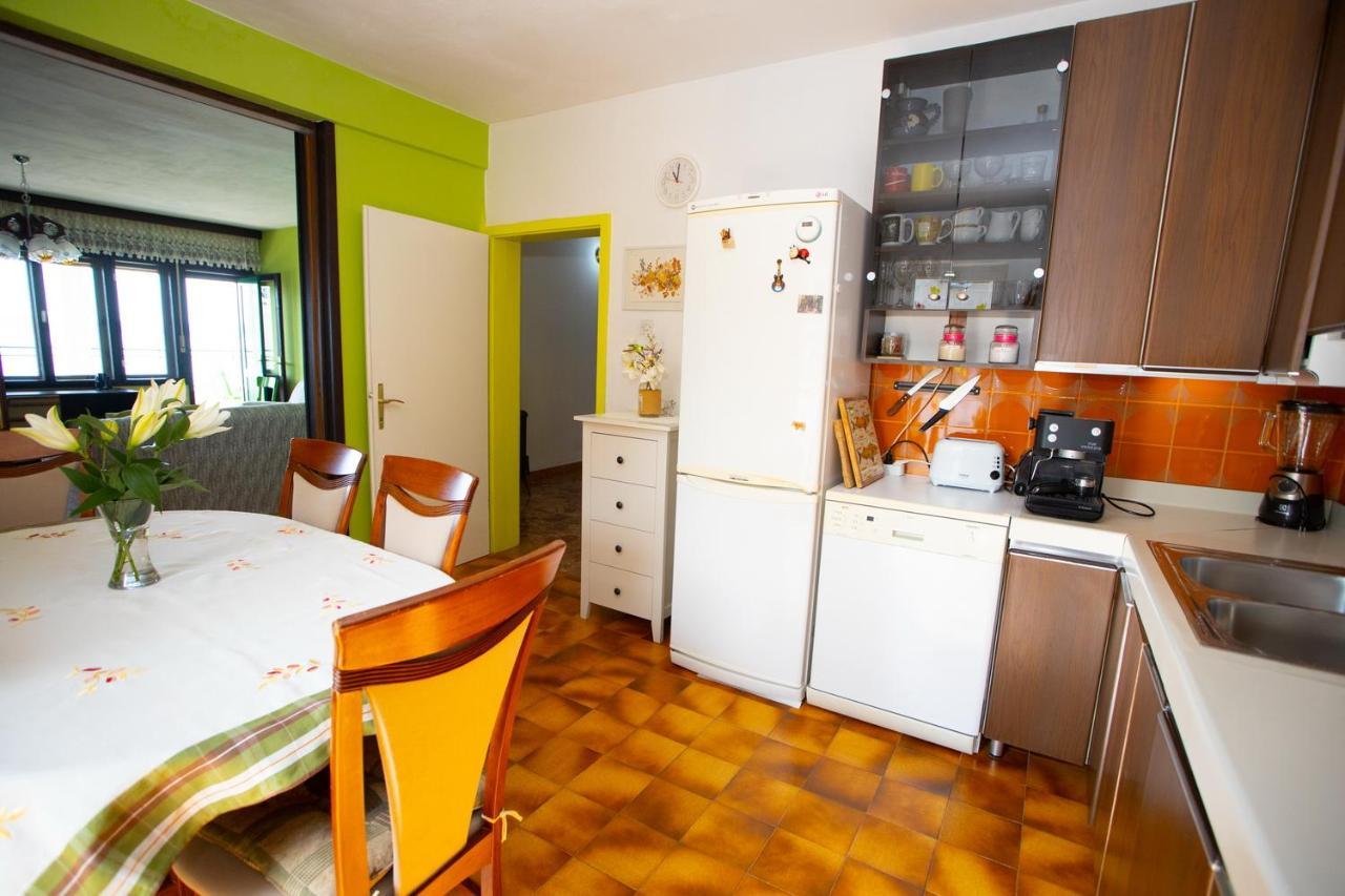 Apartment Nola Podgora Buitenkant foto