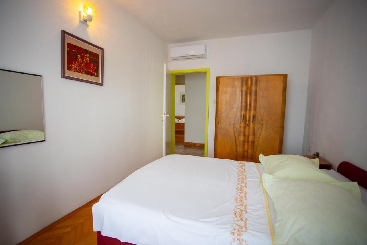 Apartment Nola Podgora Buitenkant foto