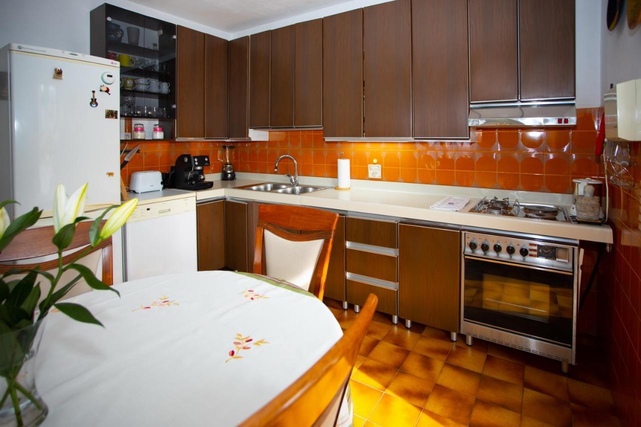 Apartment Nola Podgora Buitenkant foto