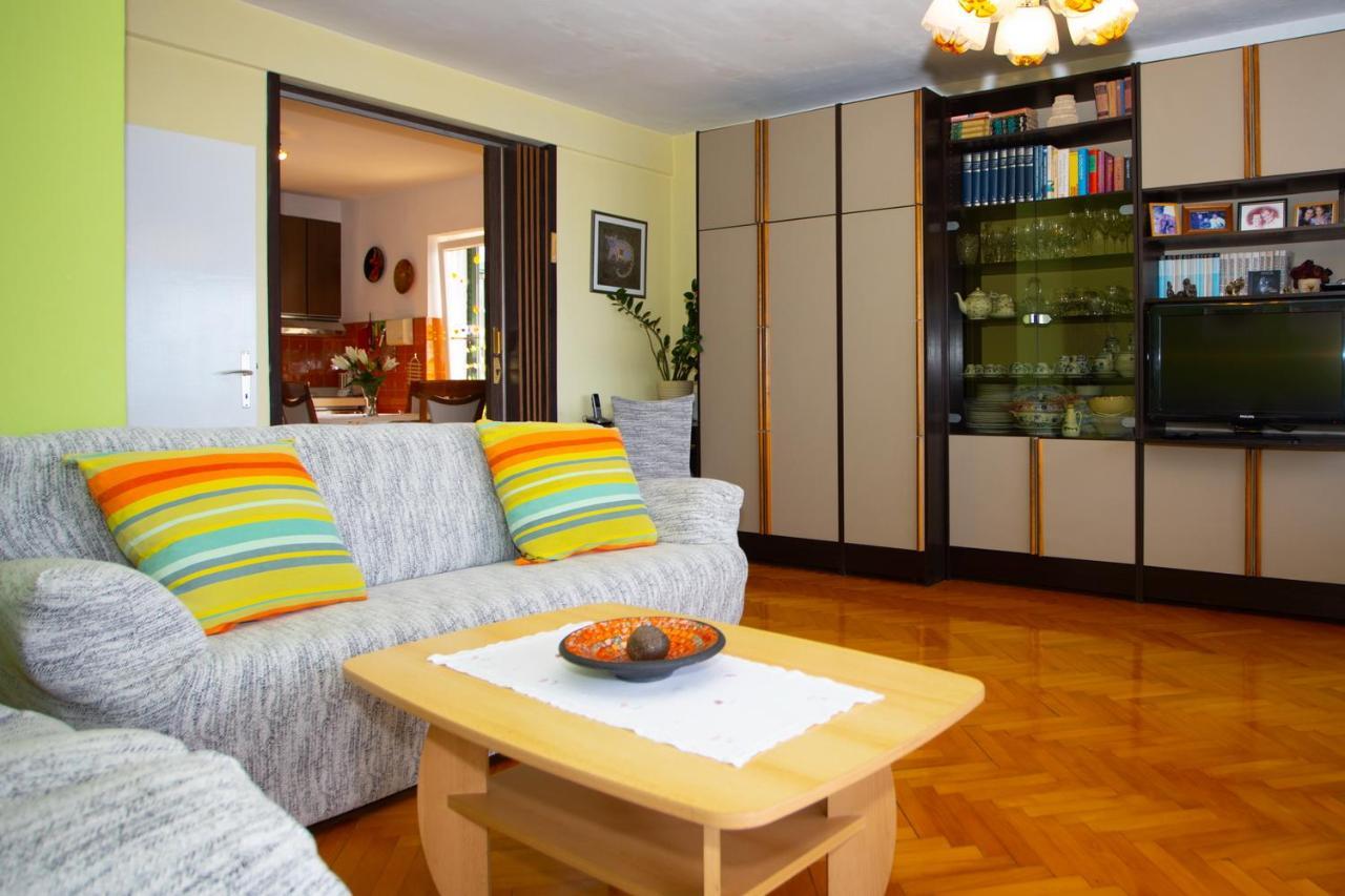 Apartment Nola Podgora Buitenkant foto